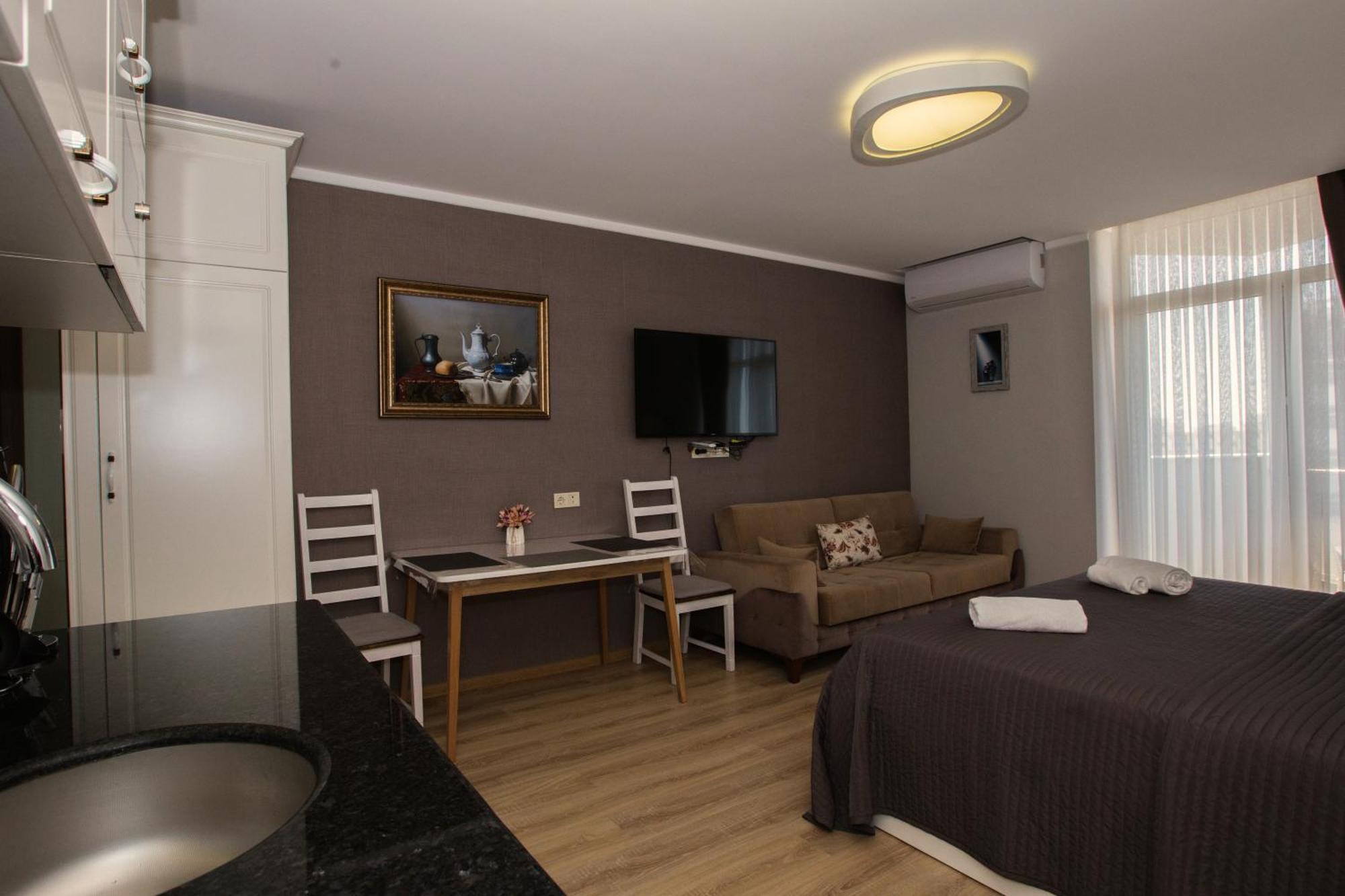 Aparthotel Panorama Sea Tower Batumi Exterior foto